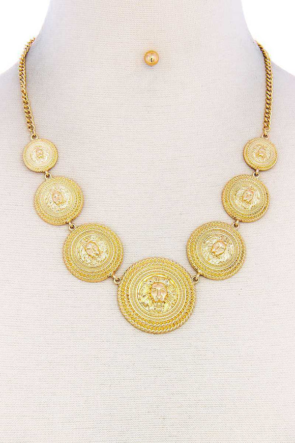 Lion Head Circle Linked Necklace